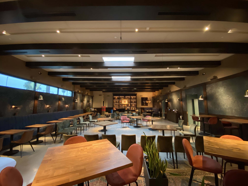 COMM2070 - Recording Studio / Restaurant