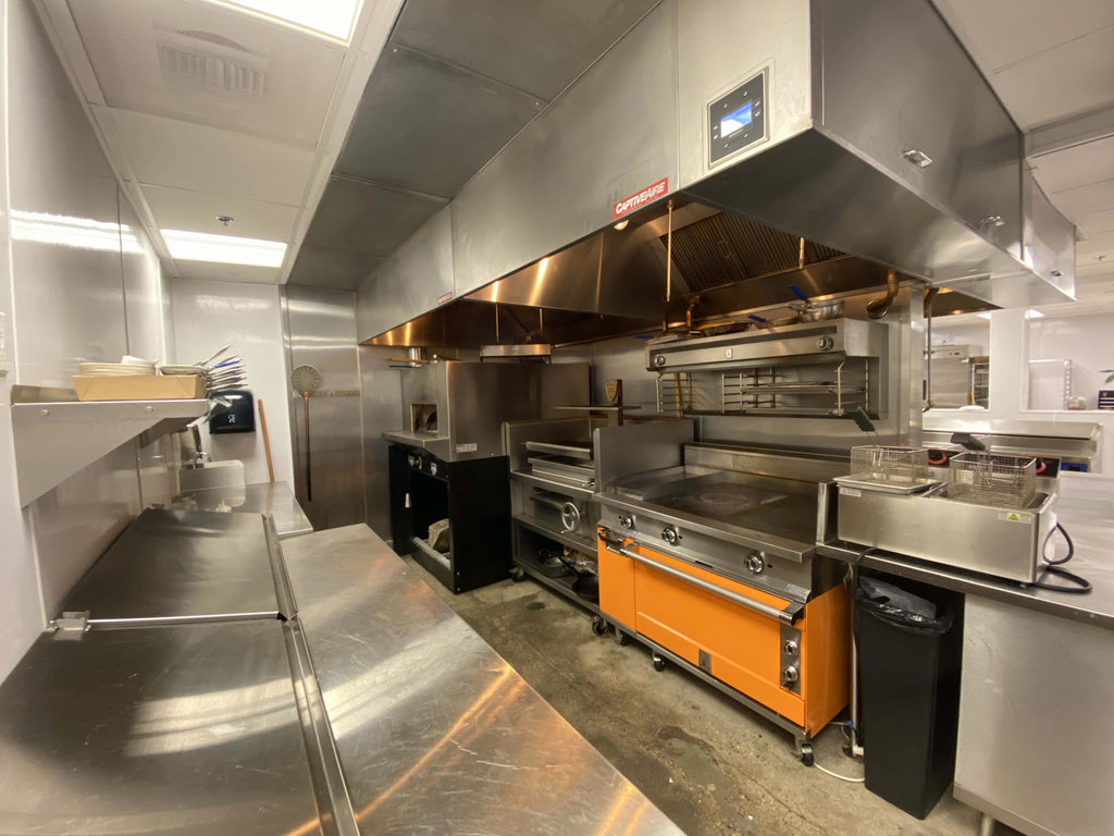 COMM2070 - Recording Studio / Restaurant