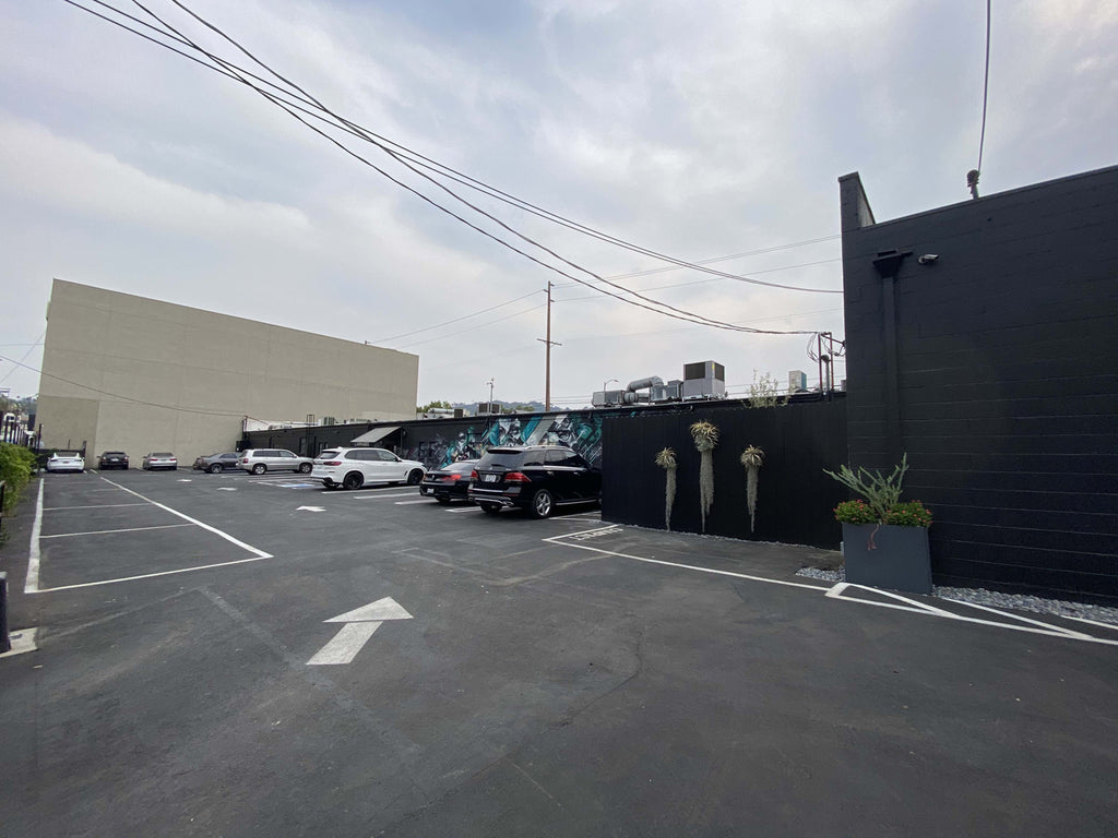 COMM2070 - Recording Studio / Restaurant