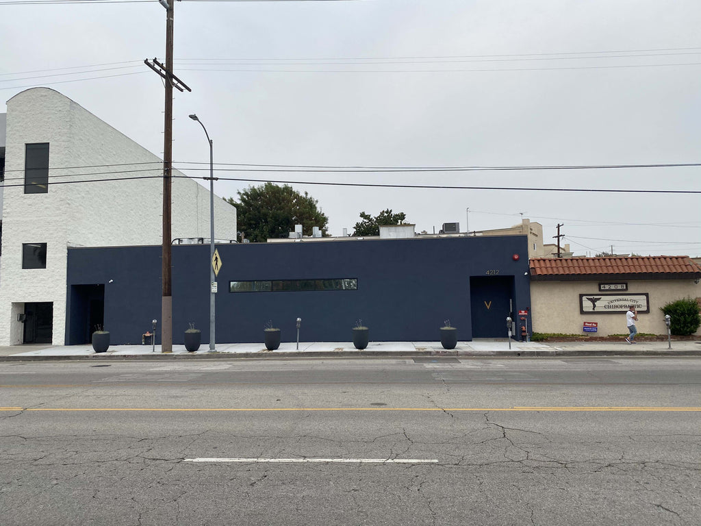 COMM2070 - Recording Studio / Restaurant