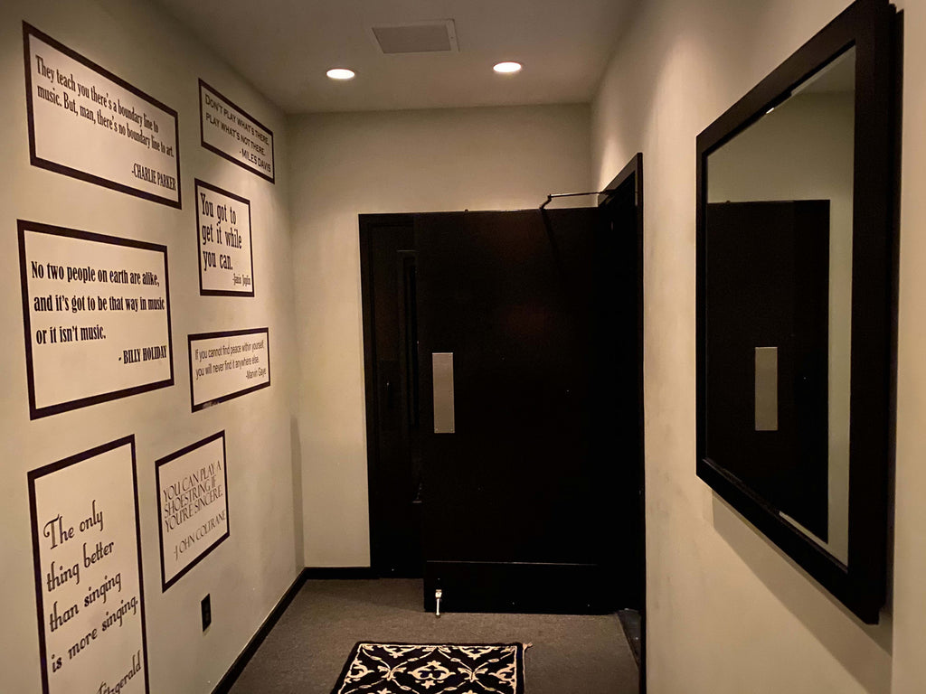 COMM2071 - Recording Studio