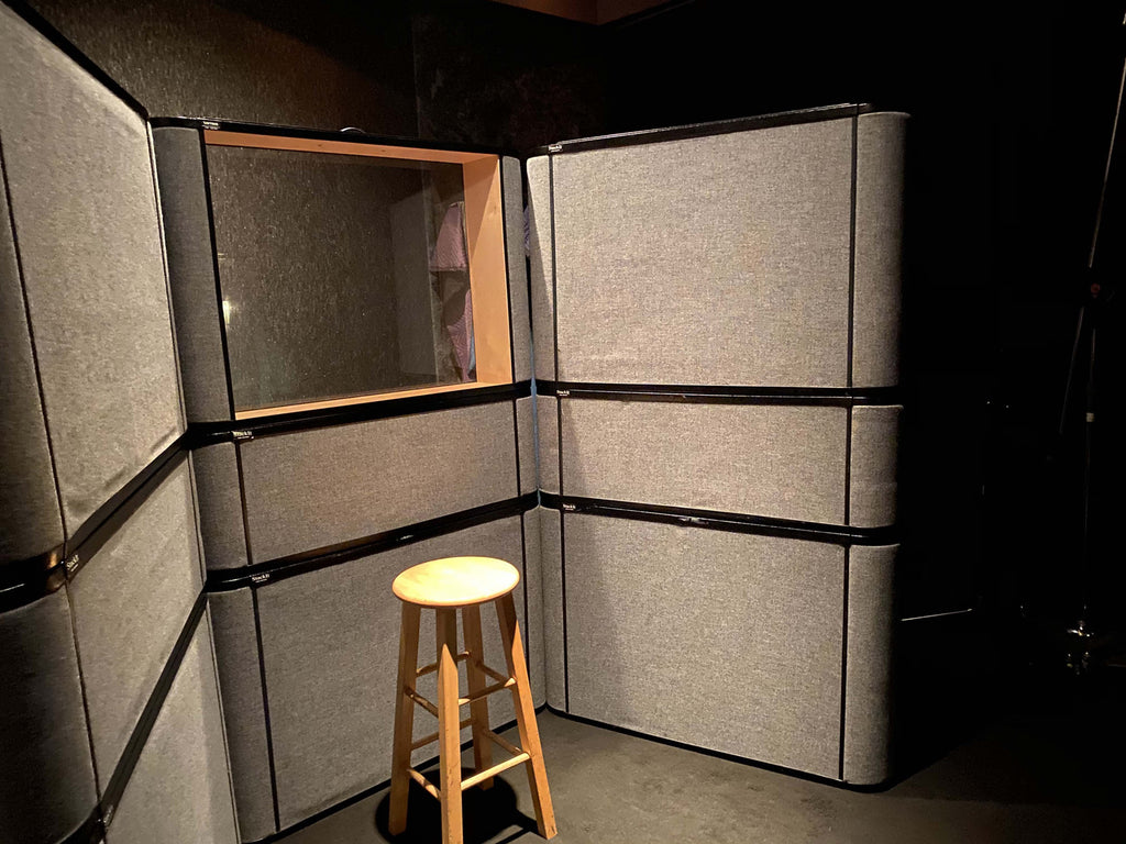 COMM2071 - Recording Studio