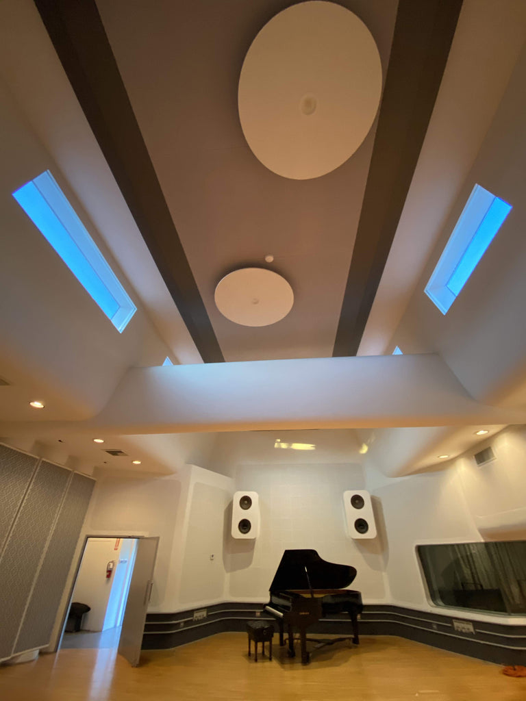 COMM2071 - Recording Studio