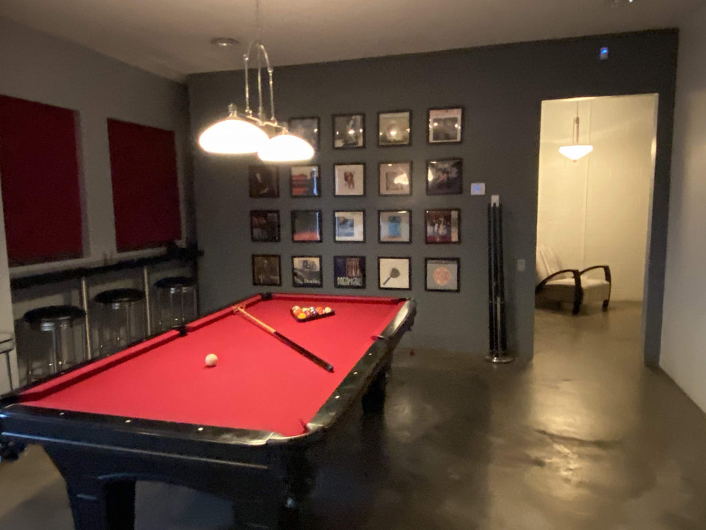 COMM2071 - Recording Studio