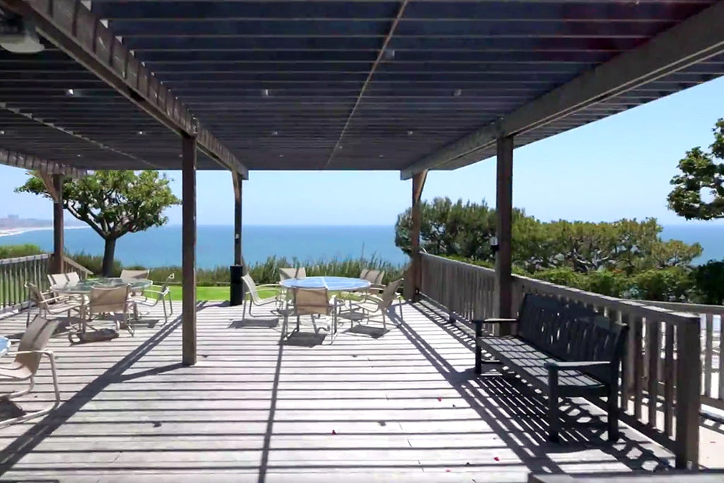 COMM2075 - Apartment exterior grounds