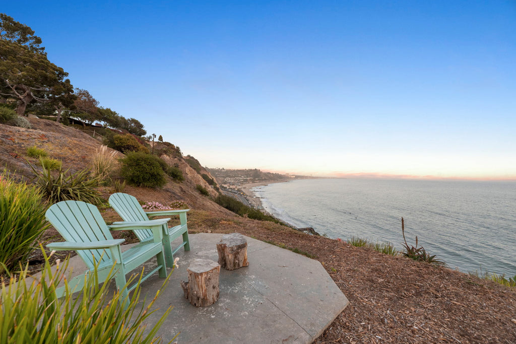 COMM2075 - Apartment exterior grounds