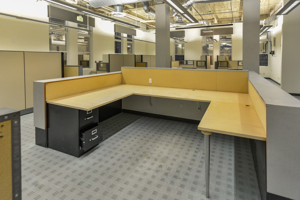 COMM2076_Floor-8th-9th_Office and Beauty Salon