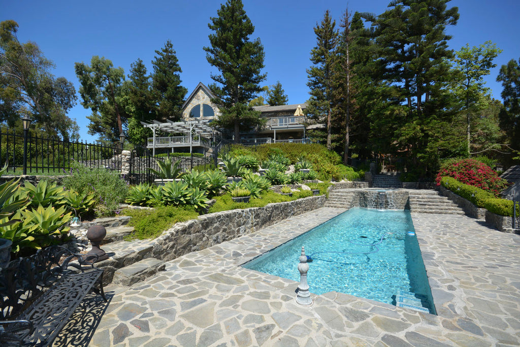 English Tudor - ENG6219