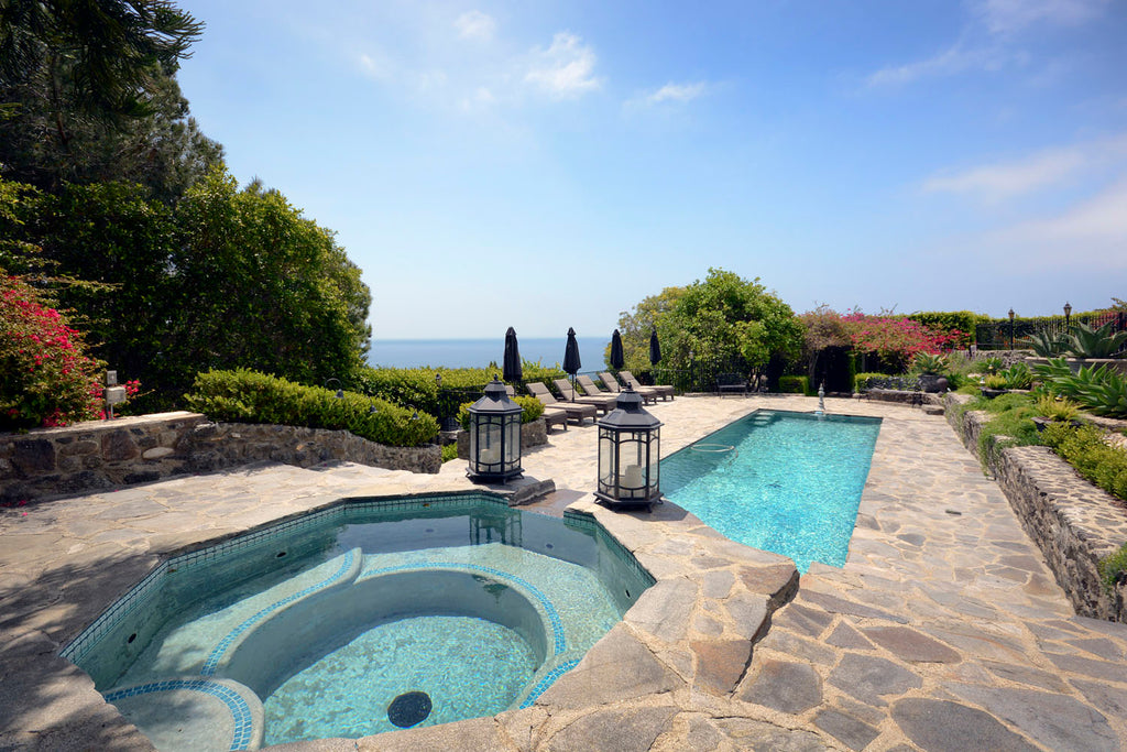 English Tudor - ENG6219