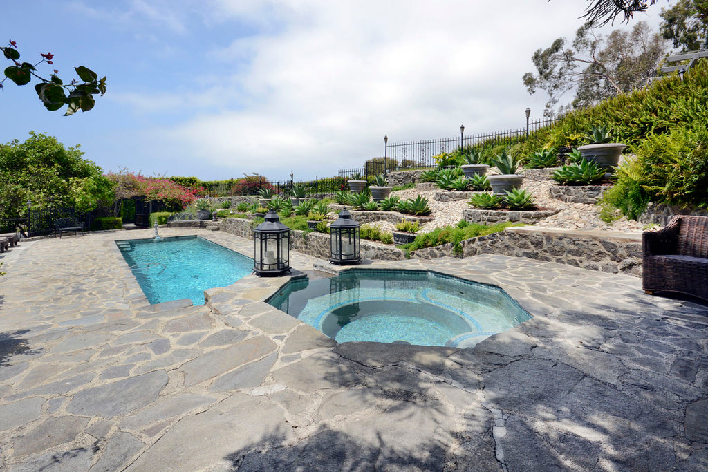 English Tudor - ENG6219