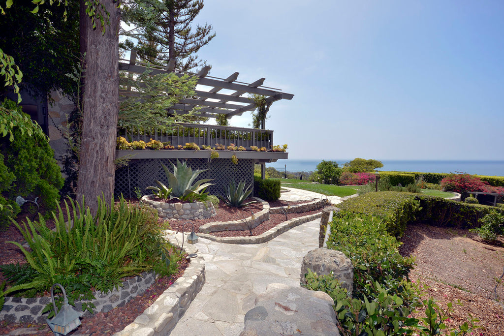 English Tudor - ENG6219