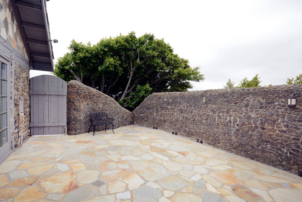 English Tudor - ENG6219