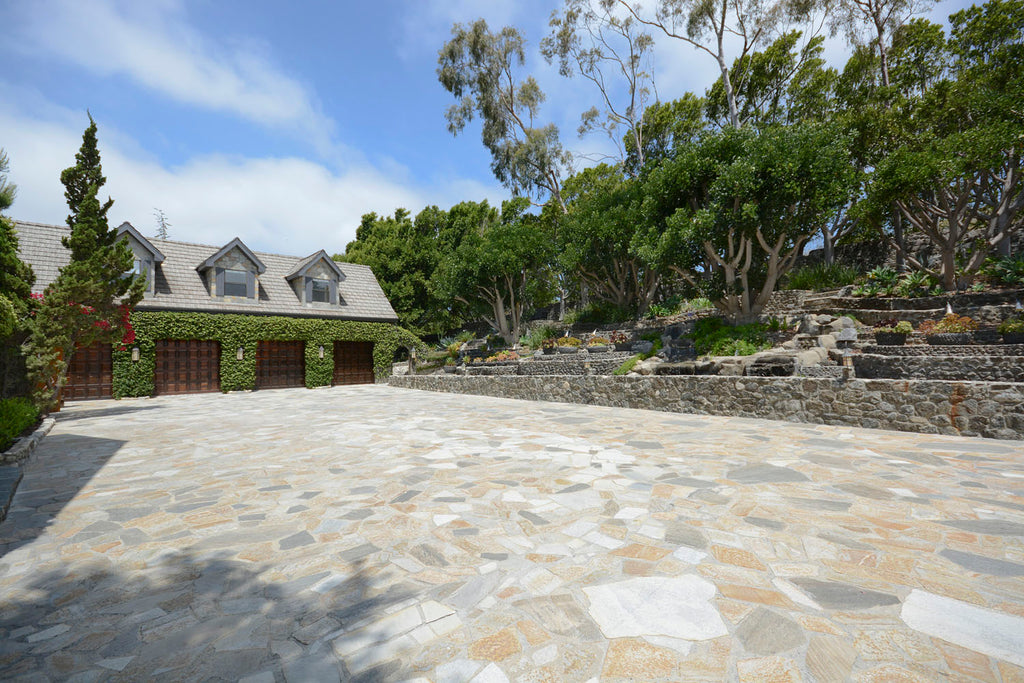 English Tudor - ENG6219