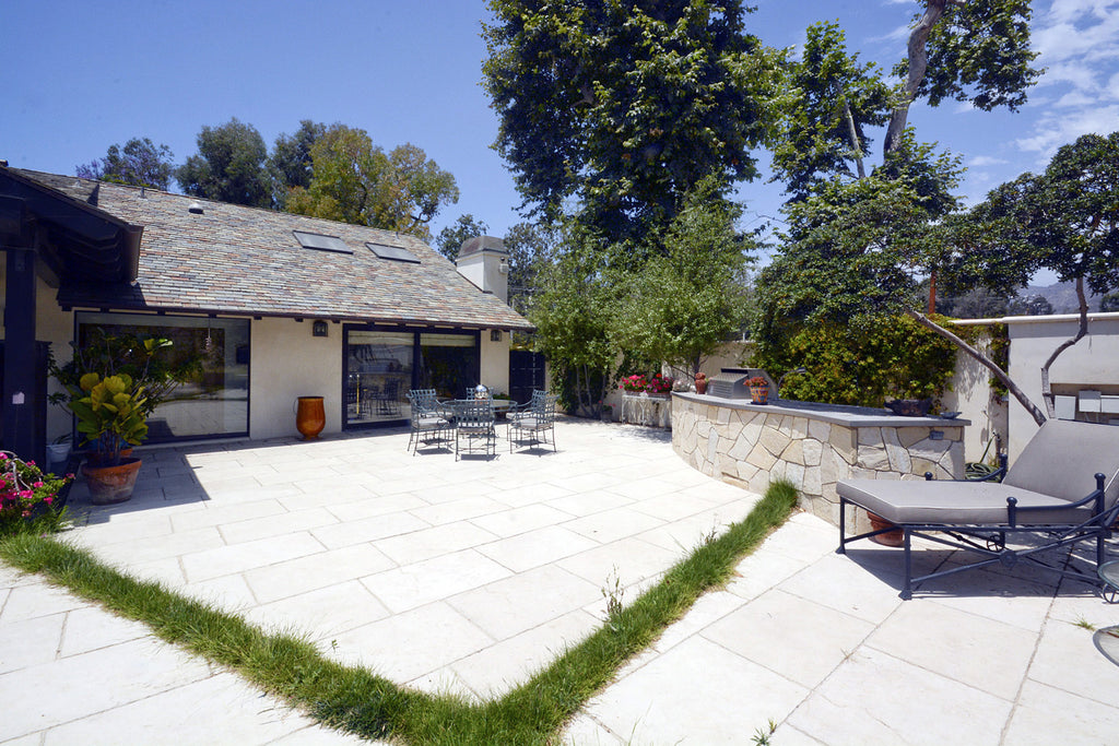 French Country - FR2024