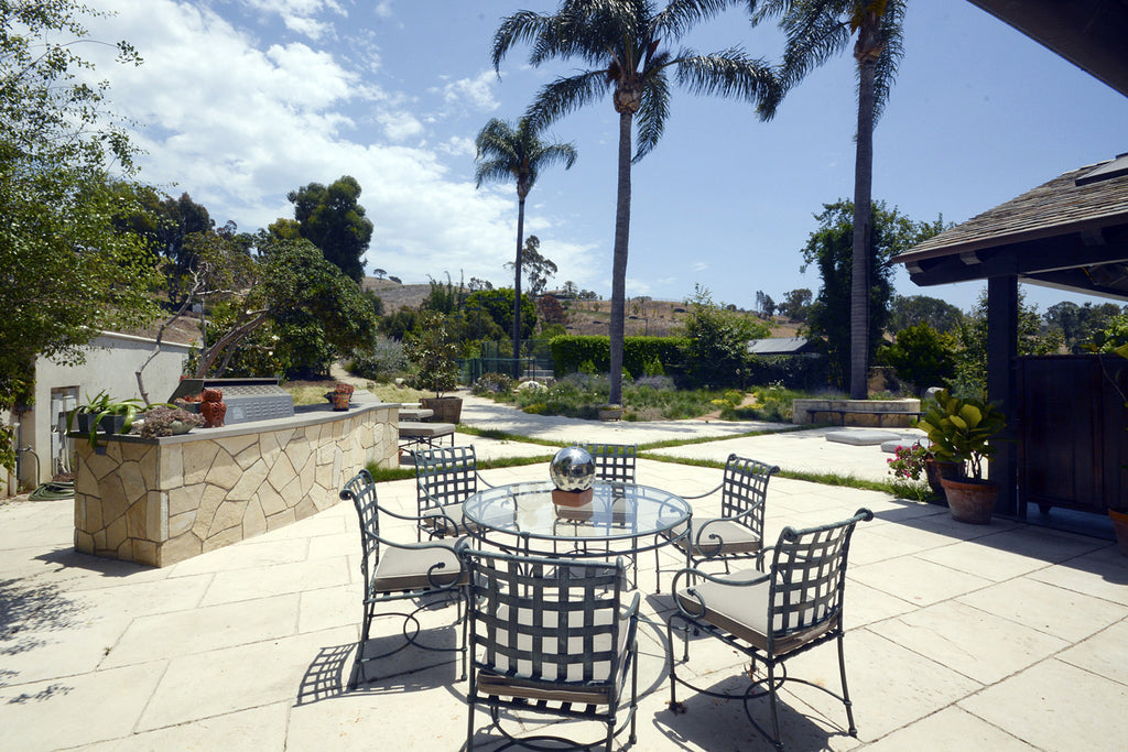 French Country - FR2024