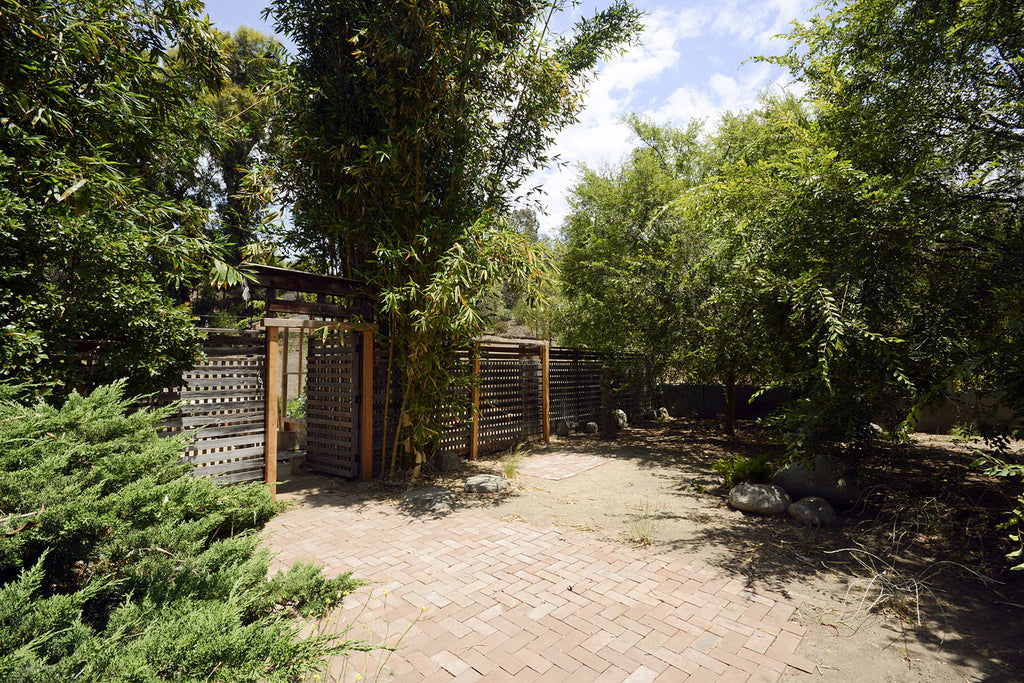 French Country - FR2024