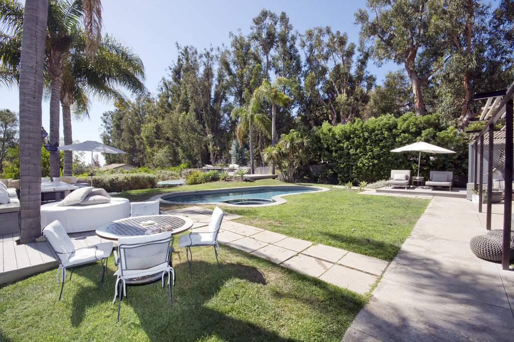 Mid Century - MID2022