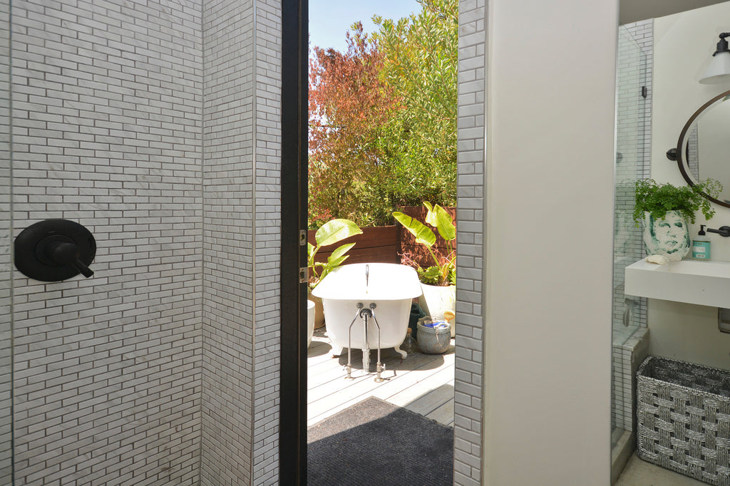 Mid Century - MID2022