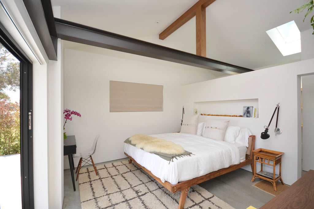 Mid Century - MID2022