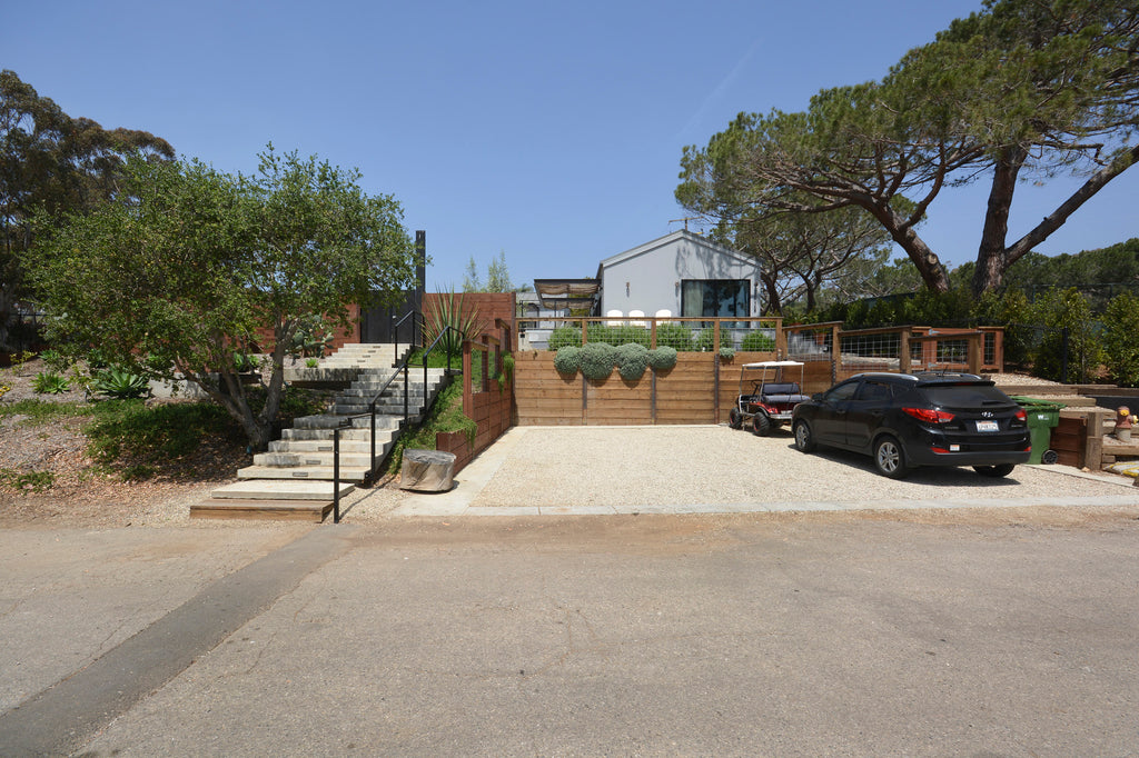 Mid Century - MID2022