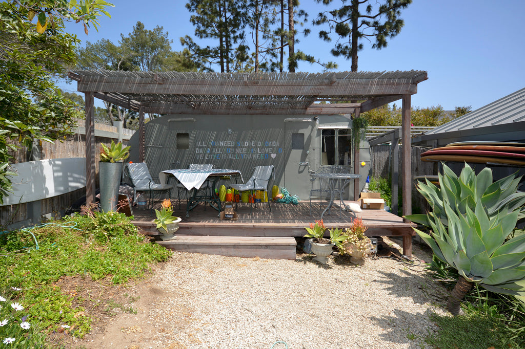 Mid Century - MID2022