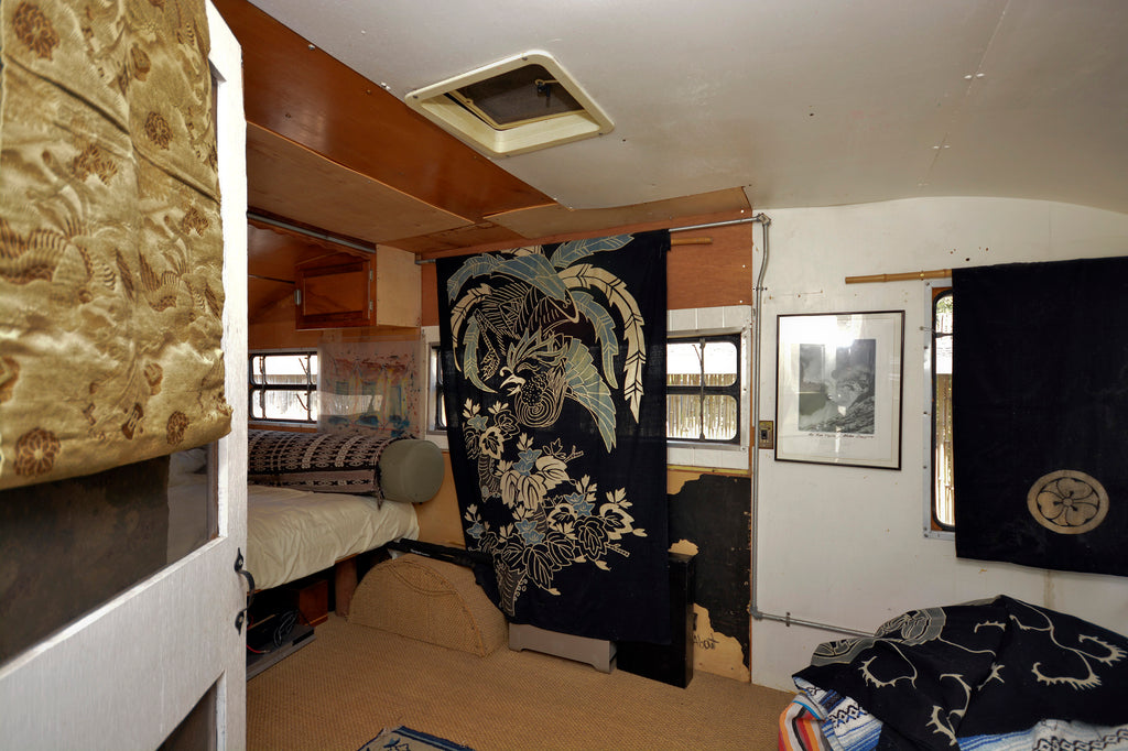 Mid Century - MID2022