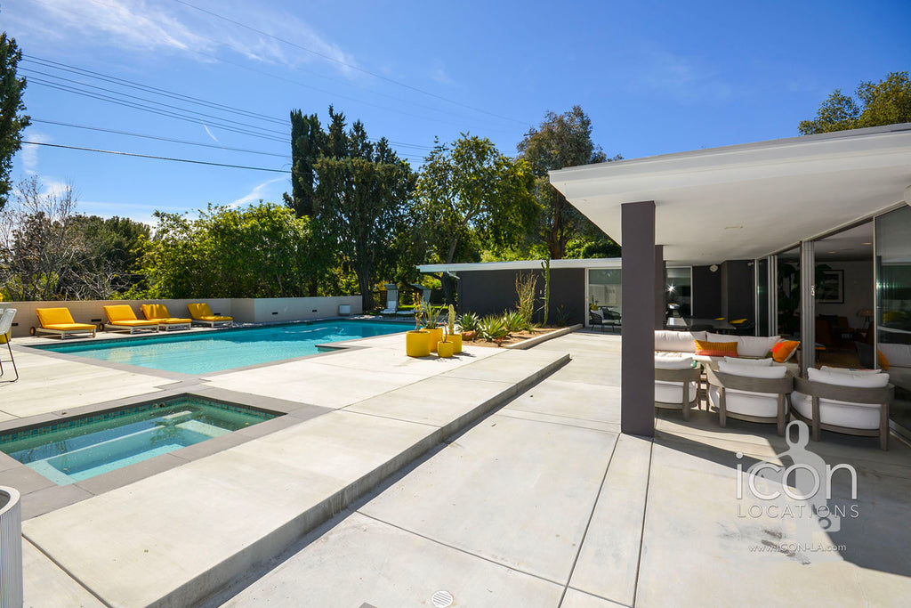 Mid Century - MID2072