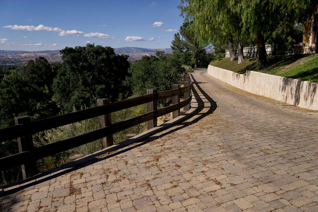 RA3155-2_Roads and Land