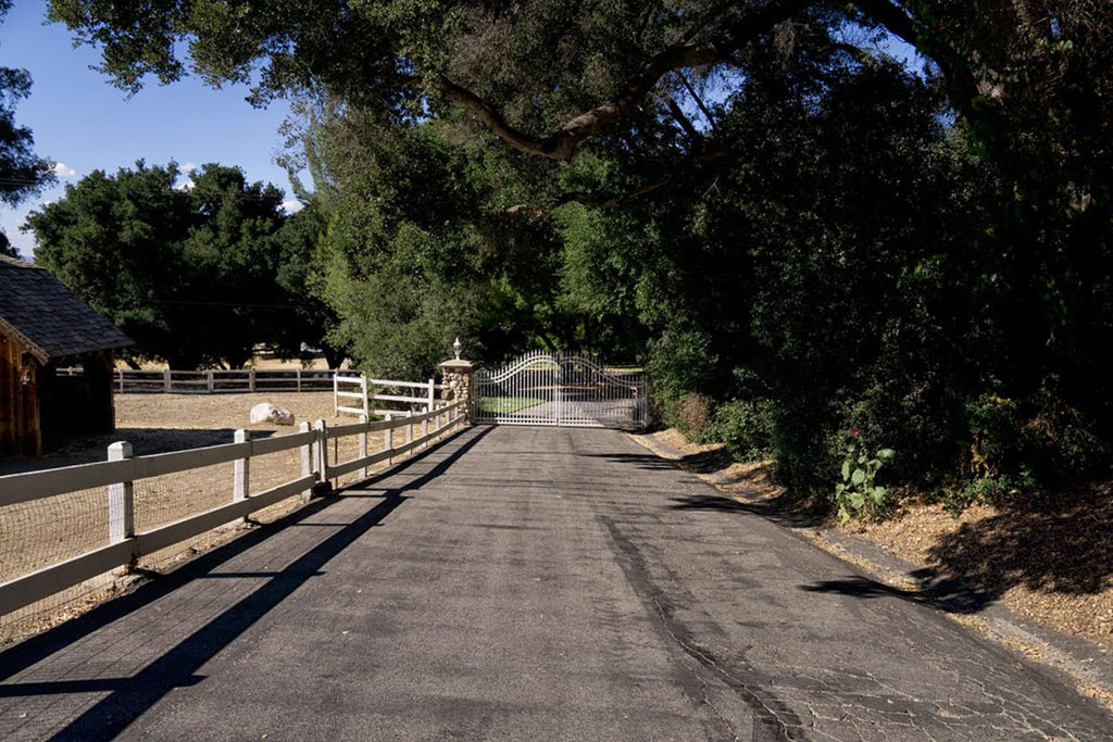 RA3155-2_Roads and Land