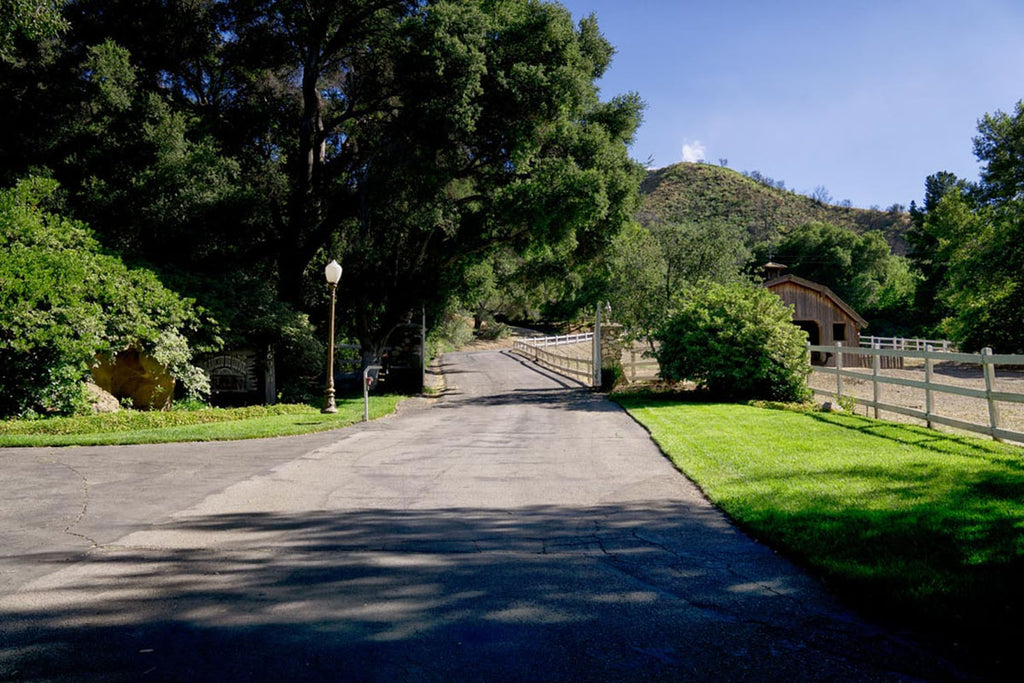 RA3155-2_Roads and Land